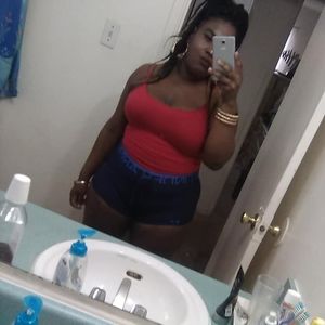 Meet your Posher, Mya